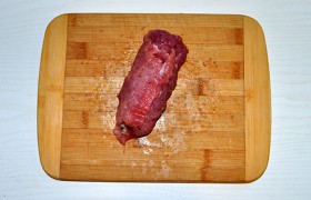 Сворачиваем в рулет 