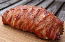 Фарш, запеченный в беконе