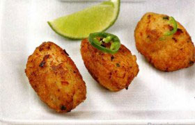 Рыбные котлеты с соусом чили