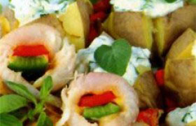 Рыбные рулетики с запеченной картошкой