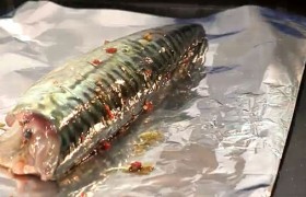 Скумбрия в духовке - фото №5