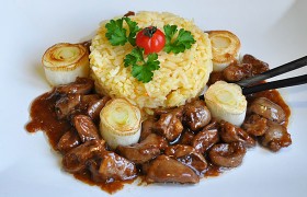 Куриные сердечки в соусе терияки