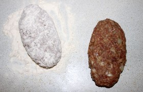 Мясные зразы с грибами - фото №6