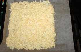 Мясной рулет в сырной корочке - фото №2