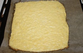 Мясной рулет в сырной корочке - фото №3